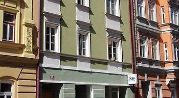 S14 Rooms & Apartments 인스브루크
