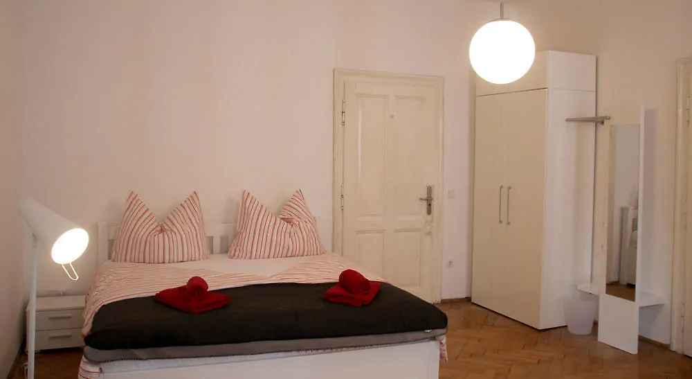 S14 Rooms & Apartments 인스브루크 오스트리아